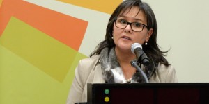 Leona Aglukkaq prods provinces for better greenhouse gas numbers. Photo credit: Huffington Post.ca